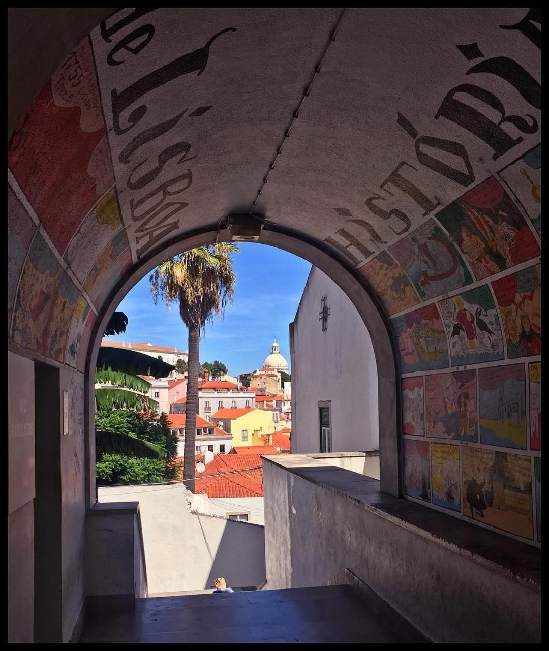 Alfama Historical Apartment 3 Bedroom Duplex Lisbon Exterior photo
