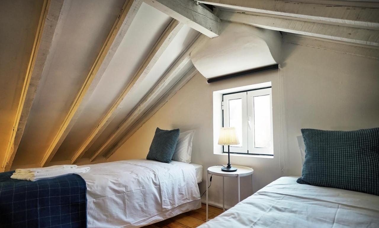 Alfama Historical Apartment 3 Bedroom Duplex Lisbon Exterior photo